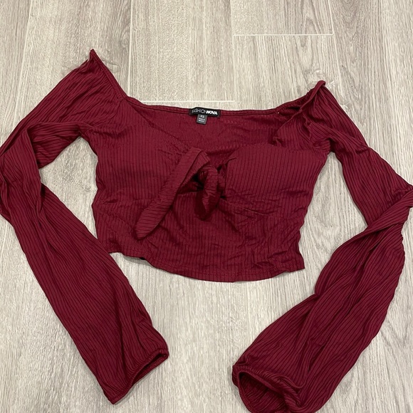Fashion Nova Crop Top Burgundy Wine Color Long Sleeve - Picture 1 of 2
